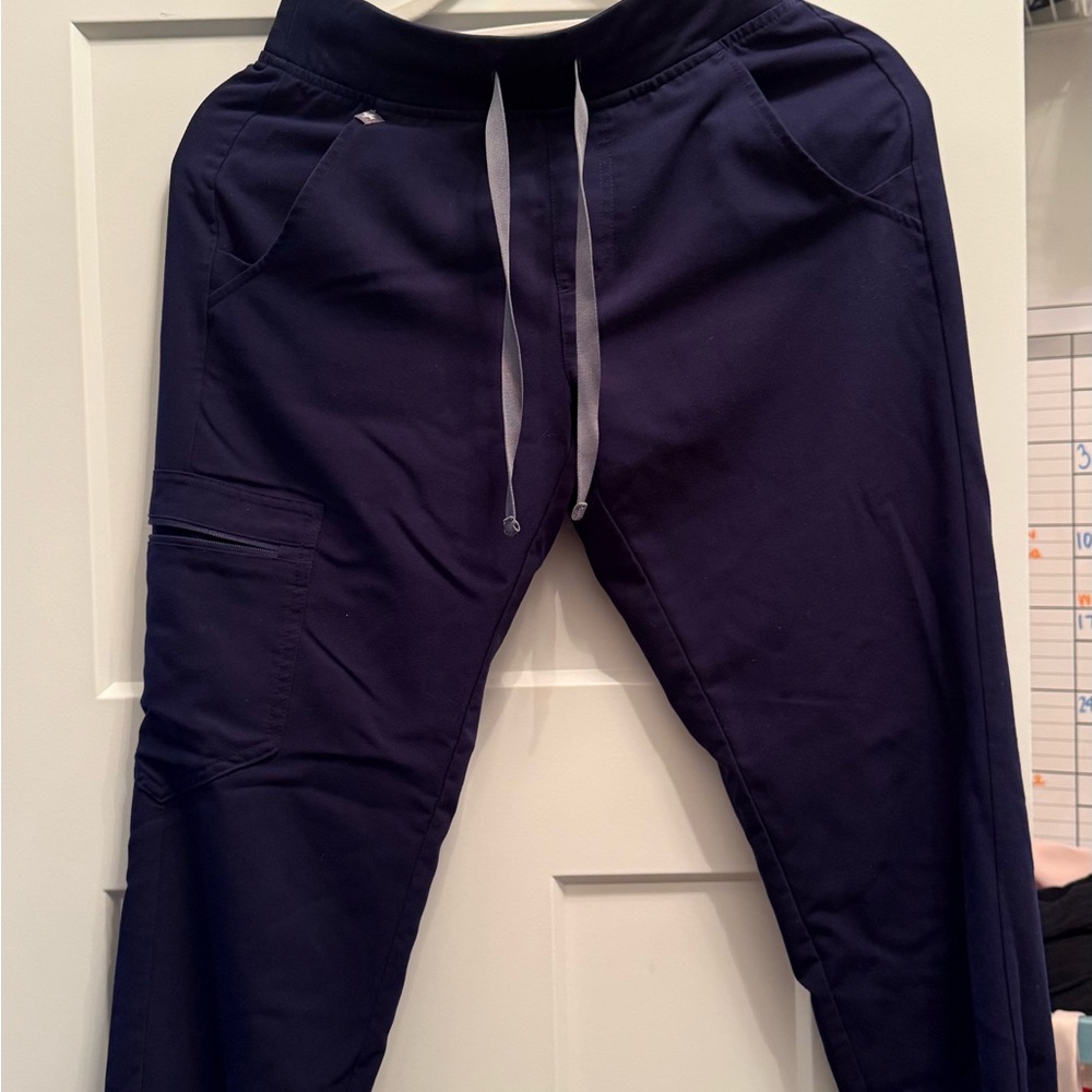 Figs Women's Navy Ankle Pants